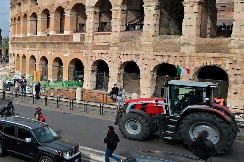 İtaliya paytaxtında fermerlərin etiraz aksiyası keçirilib