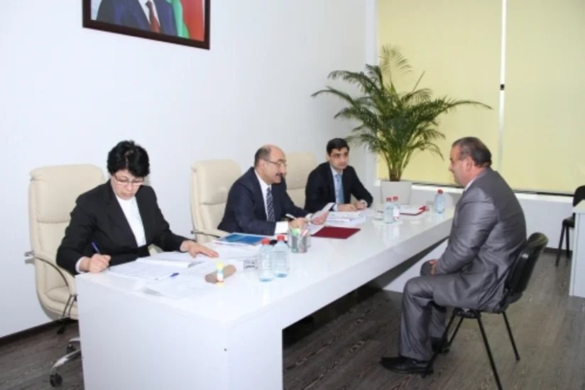 Əbülfəs Qarayev Sabirabadda vətəndaşları qəbul edib