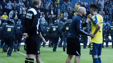 Qarabağın rəqibinin azarkeşləri Danimarka derbisində polislərlə dalaşıb: 4 nəfər həbs edilib - FOTO - VİDEO