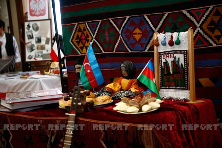 Tbilisidə Ukraynaya dəstək tədbirində Azərbaycan mədəniyyəti təqdim olunub