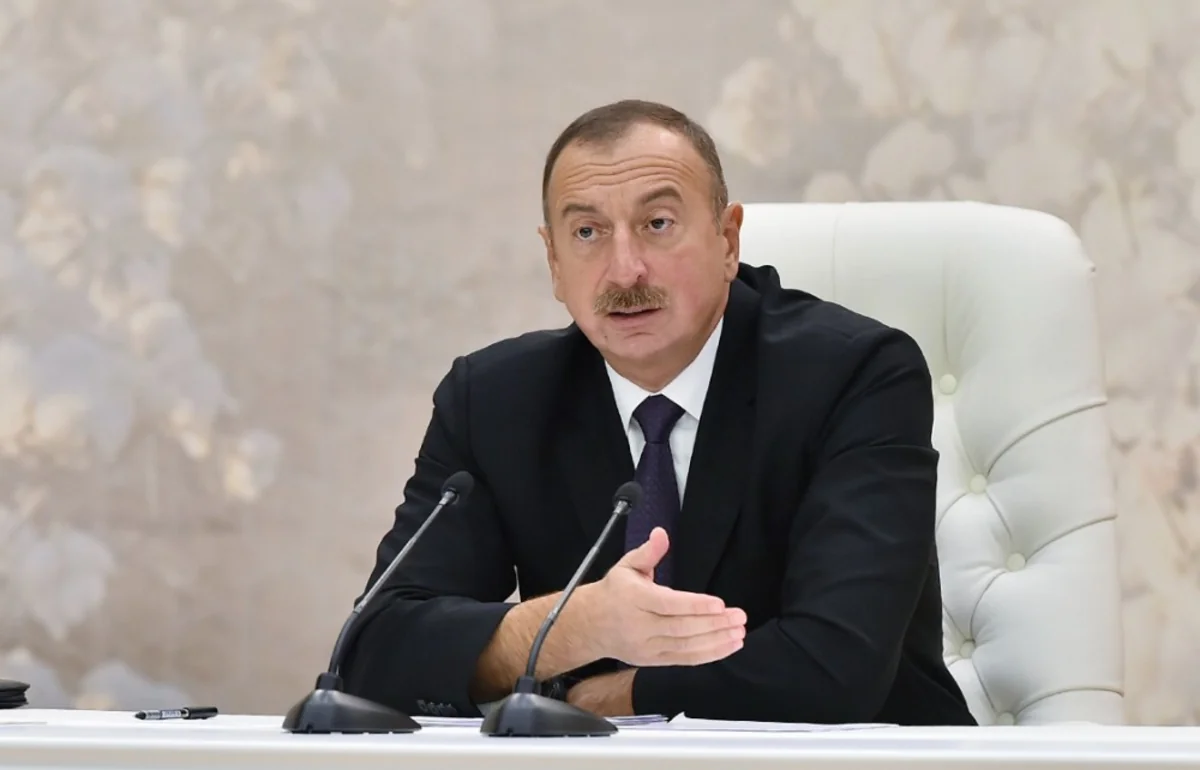 İlham Əliyev: Azərbaycanda bazarlardan asılı olmayan məhsul istehsal edilməlidir