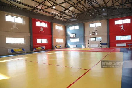 Direktor: “Ağalıda torpağına bağlı, vətənini, xalqını sevən nəslin yetişəcəyinə inanırıq”