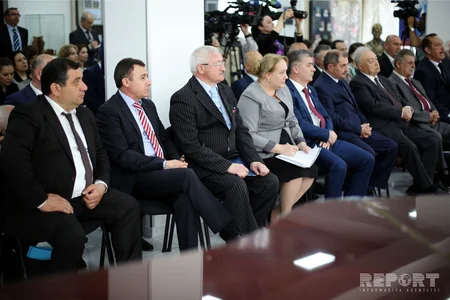 Ramazan Abdulatipov proposes to establish Cultural Center of Dagestan in Baku