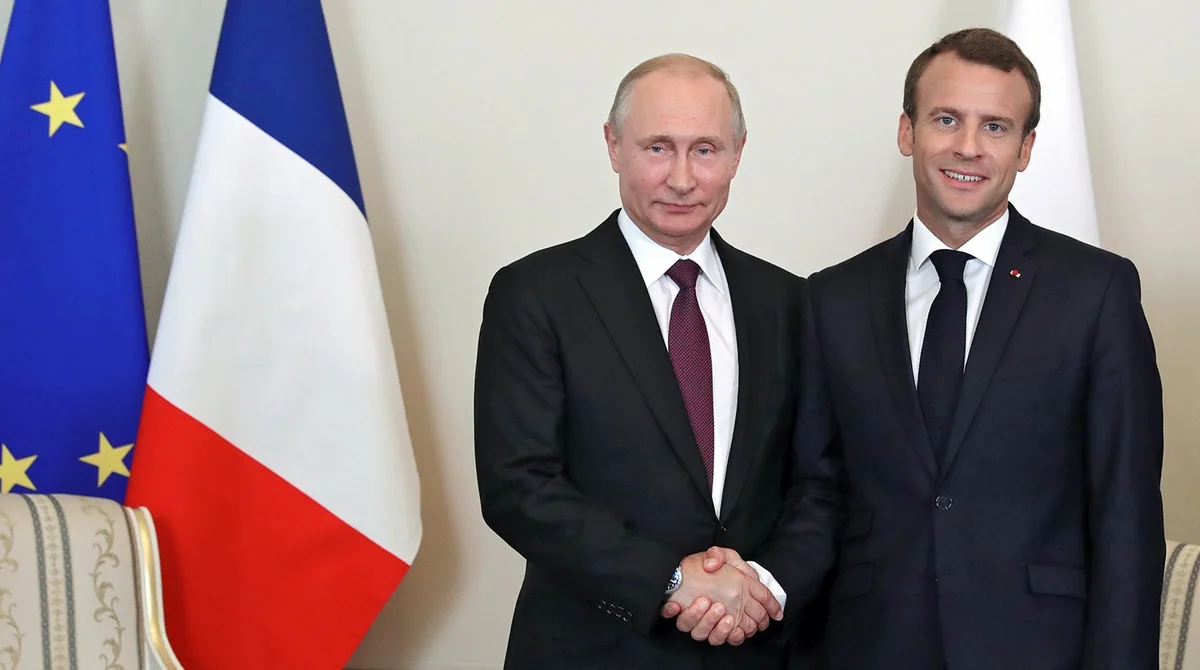 Путин обсудил с Макроном выход США из иранской сделки