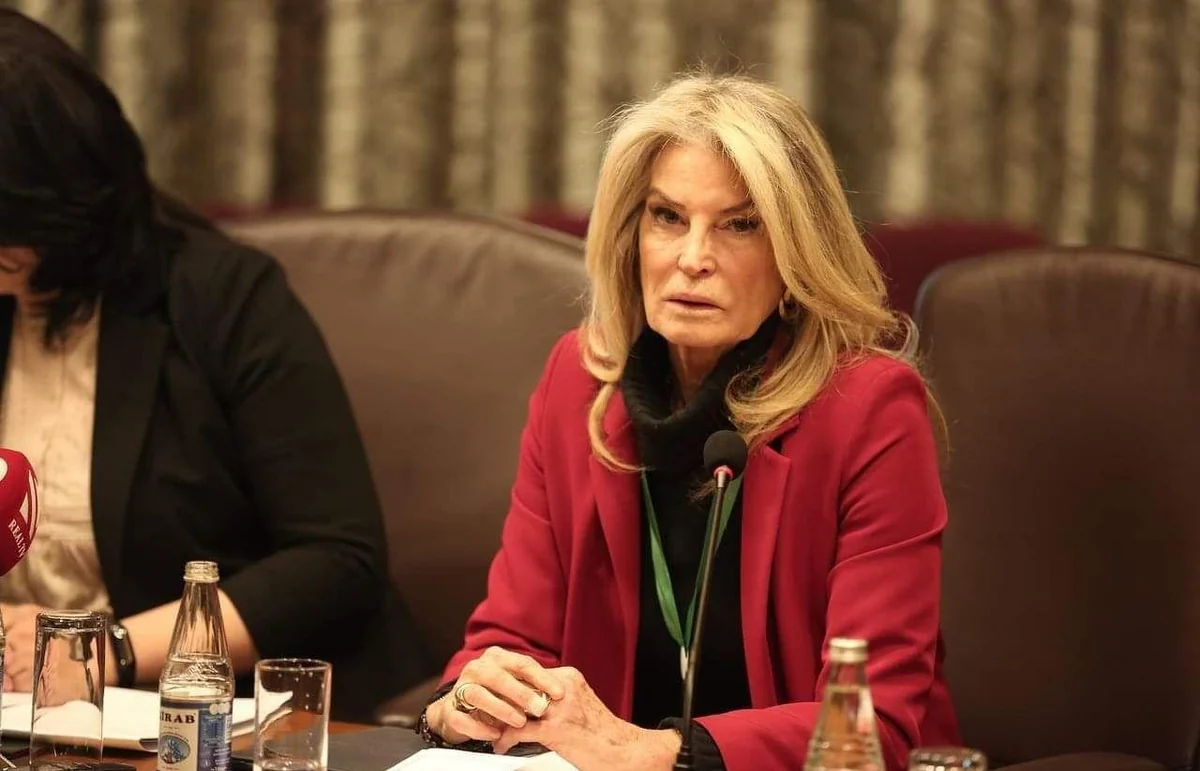 Ermənilər italiyalı senatoru ölümlə hədələyirlər