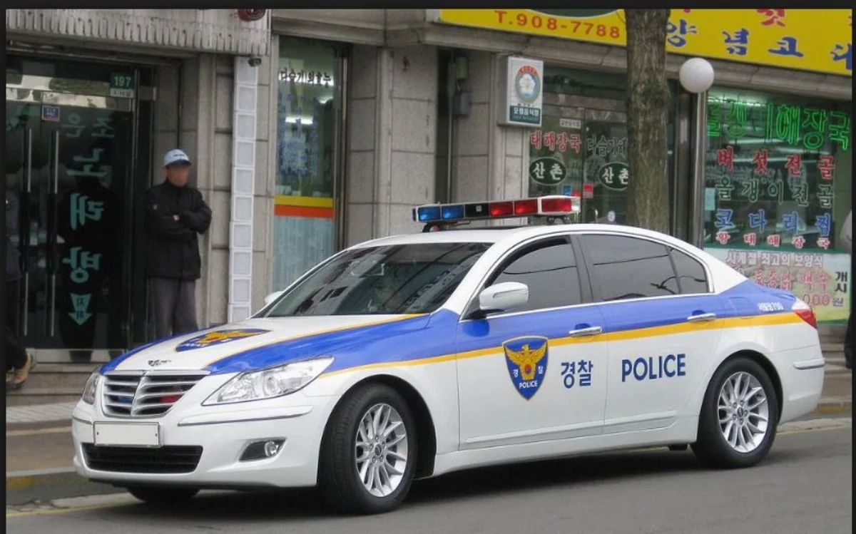 20 student activists nabbed after attempting to enter presidential office in S. Korea