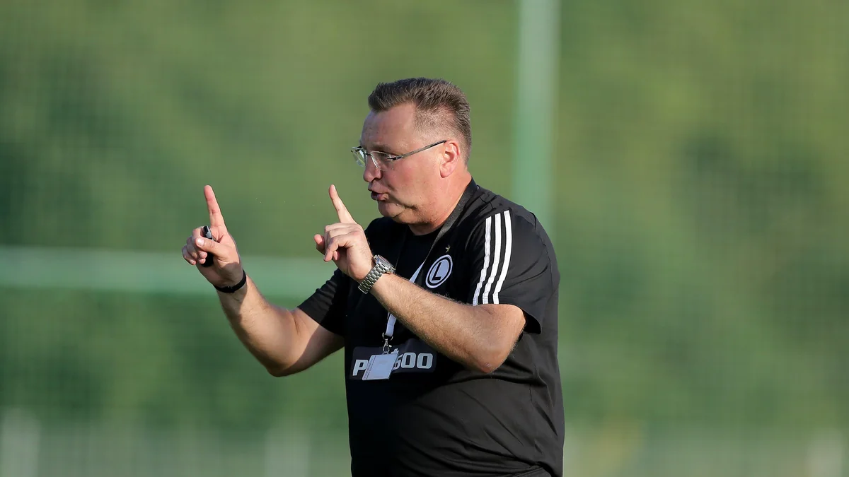 Çeslav Mixneviç: Emrelinin zəruri məsələləri başa düşmək sarıdan problemləri olub