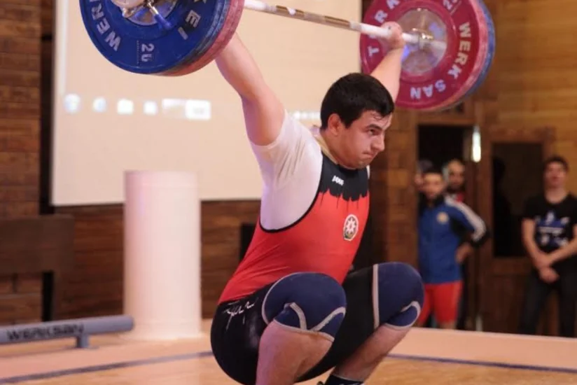Ağır atletika üzrə Azərbaycan birinciliyi başa çatıb