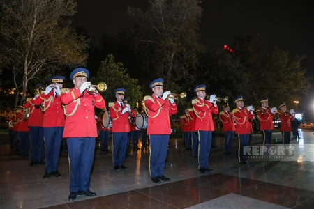 Bakıda Zəfər Günü münasibətilə hərbi orkestrlərin ifasında nümunəvi çıxışlar olub