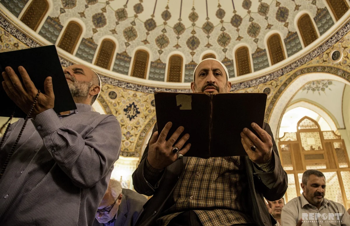 Ahya Night in 'Taza pir' mosque - PHOTO REPORT