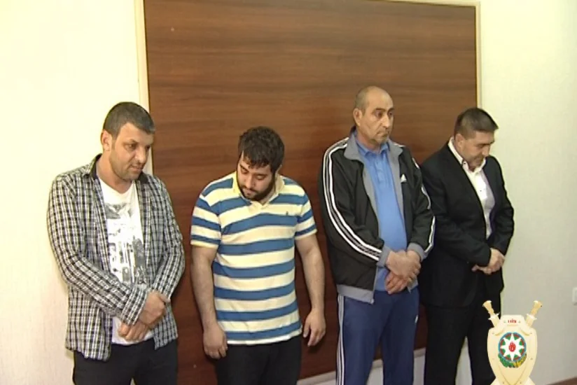 Начался суд по делу укравших в Баку сейф с золотыми украшениями на 100 000 манатов и деньгами