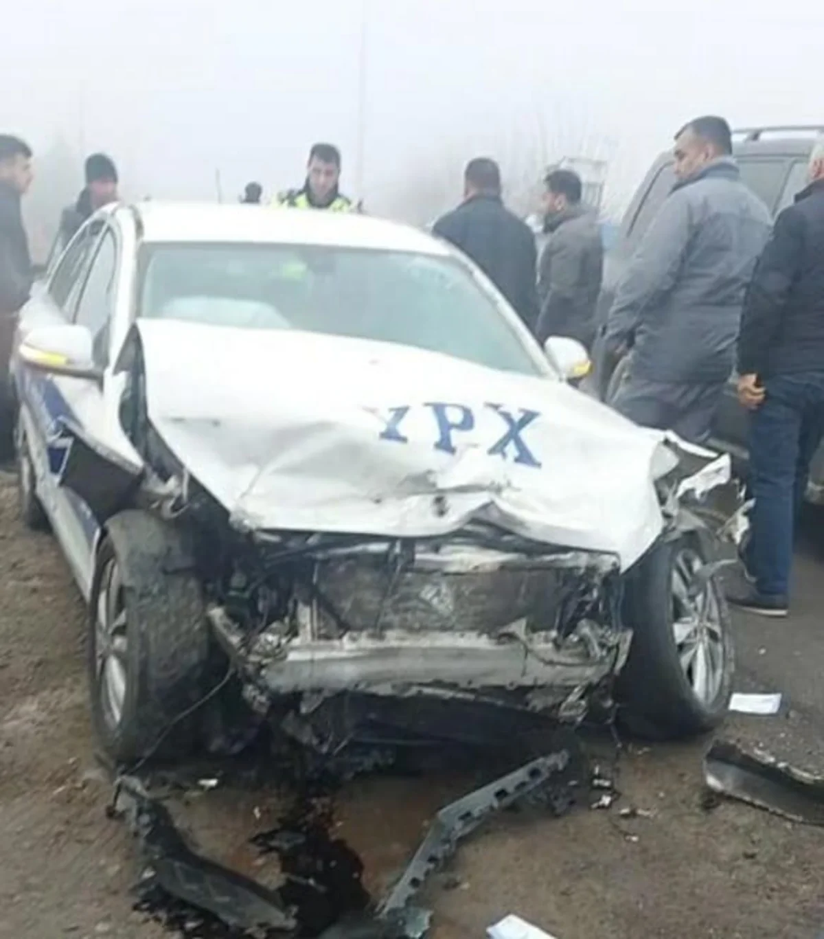 Bərdədə yol qəzası olub, polis və daha bir nəfər xəsarət alıb