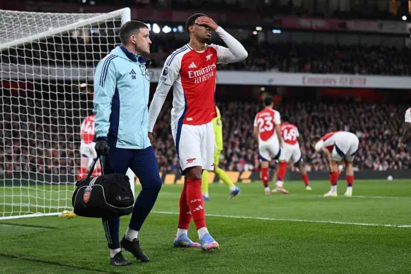 Ciddi zədə alan Arsenalın futbolçusu mövsümü erkən başa vurub