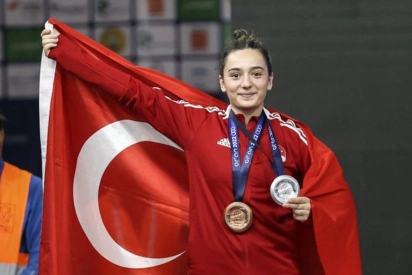 İrəvanda qızıl medal qazanan atlet: Prezident və xanımının təbriki məni qürurlandırdı