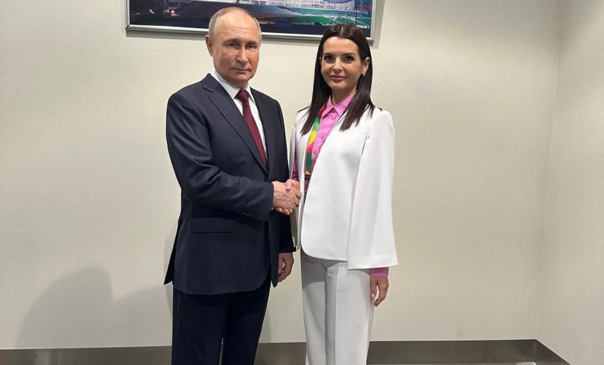 Putin Qaqauz Yerinin başqanını qəbul edərək ona regionu dəstəkləyəcəyinə söz verib