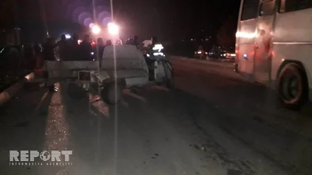 Bərdədə mikroavtobusla minik avtomobili toqquşub, yaralılar var - FOTO