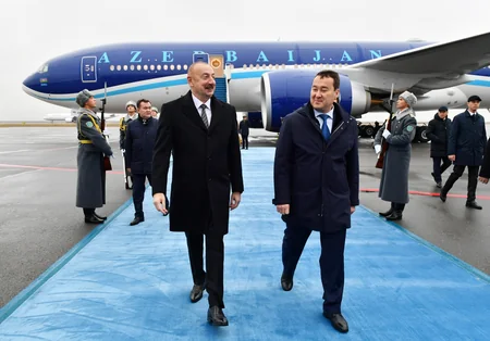 President Ilham Aliyev embarks on visit to Kazakhstan