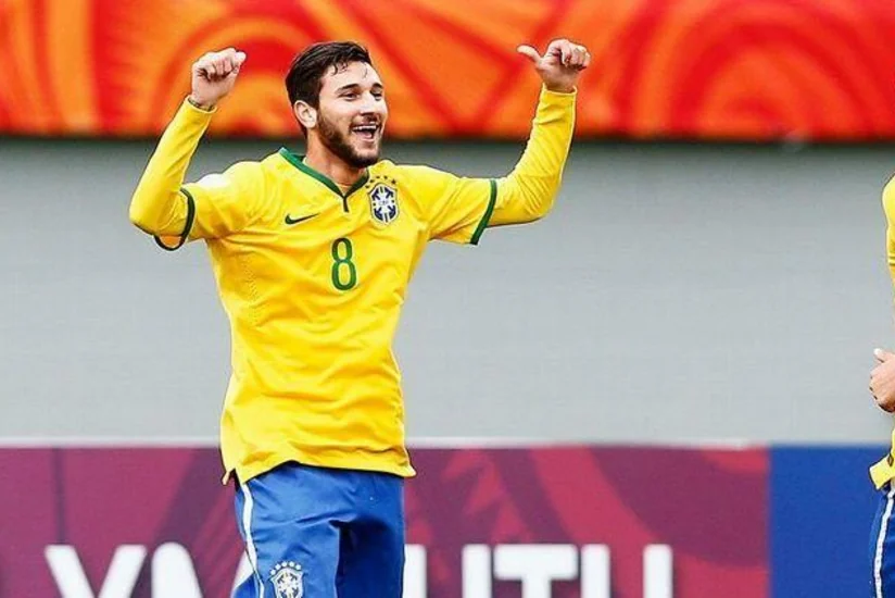 KİV: Braziliya millisinin sabiq futbolçusu “Qarabağ”a keçir