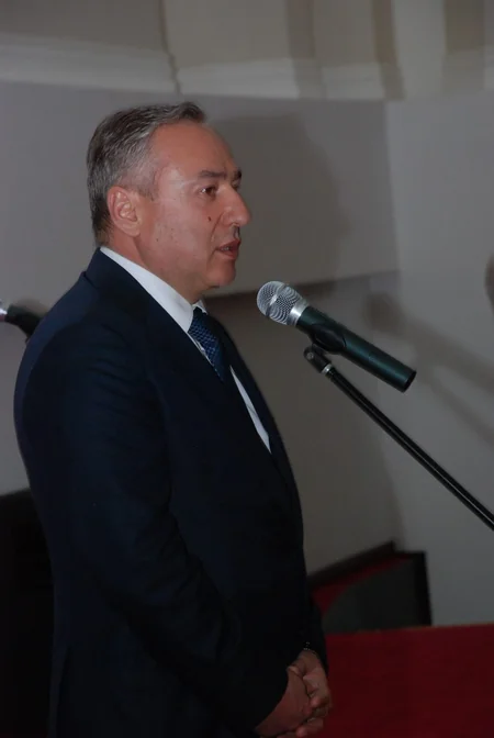 Azərbaycan tibb universitetinin məzunları Hippokrat andı içiblər