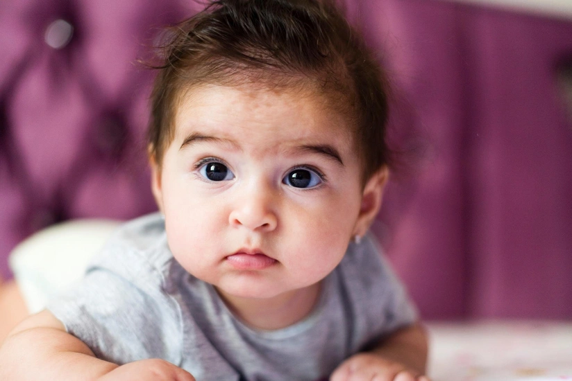 Son beş ildə onlarla uşağa bu il qadağan edilən adlar qoyulub