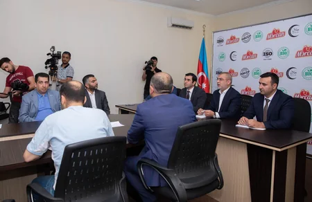 Direktor: Mərcan” toyuqları su ilə deyil, hava ilə soyudulur - REPORTAJ