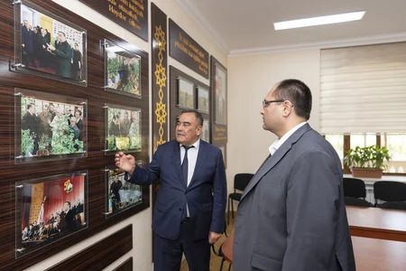 Məcnun Məmmədov Gəncə və Göygöldə elmi-tədqiqat institutları ilə tanış olub