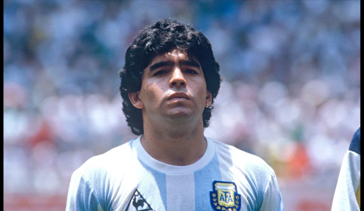 Məhkəmə-tibb ekspertləri: Maradonanın ölümü qəfil baş verməyib