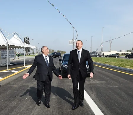 Prezident Bakı Olimpiya Stadionundan Heydər Əliyev prospektinə keçidin və yol qovşağının açılışında iştirak edib - YENİLƏNİB