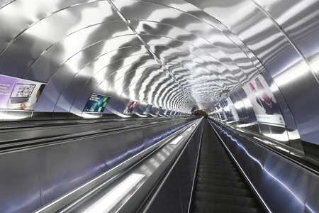 Metronun “Xətai” stansiyası təmirdən sonra istifadəyə verilib, Prezident İlham Əliyev görülən işlərlə tanış olub - YENİLƏNİB