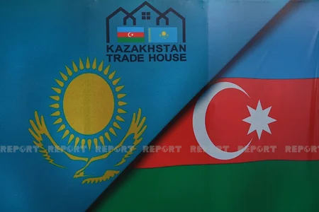 Bakı sakinləri və şəhərin qonaqları Dənizkənarı Parkda Qazaxıstan yeməklərini dadıblar