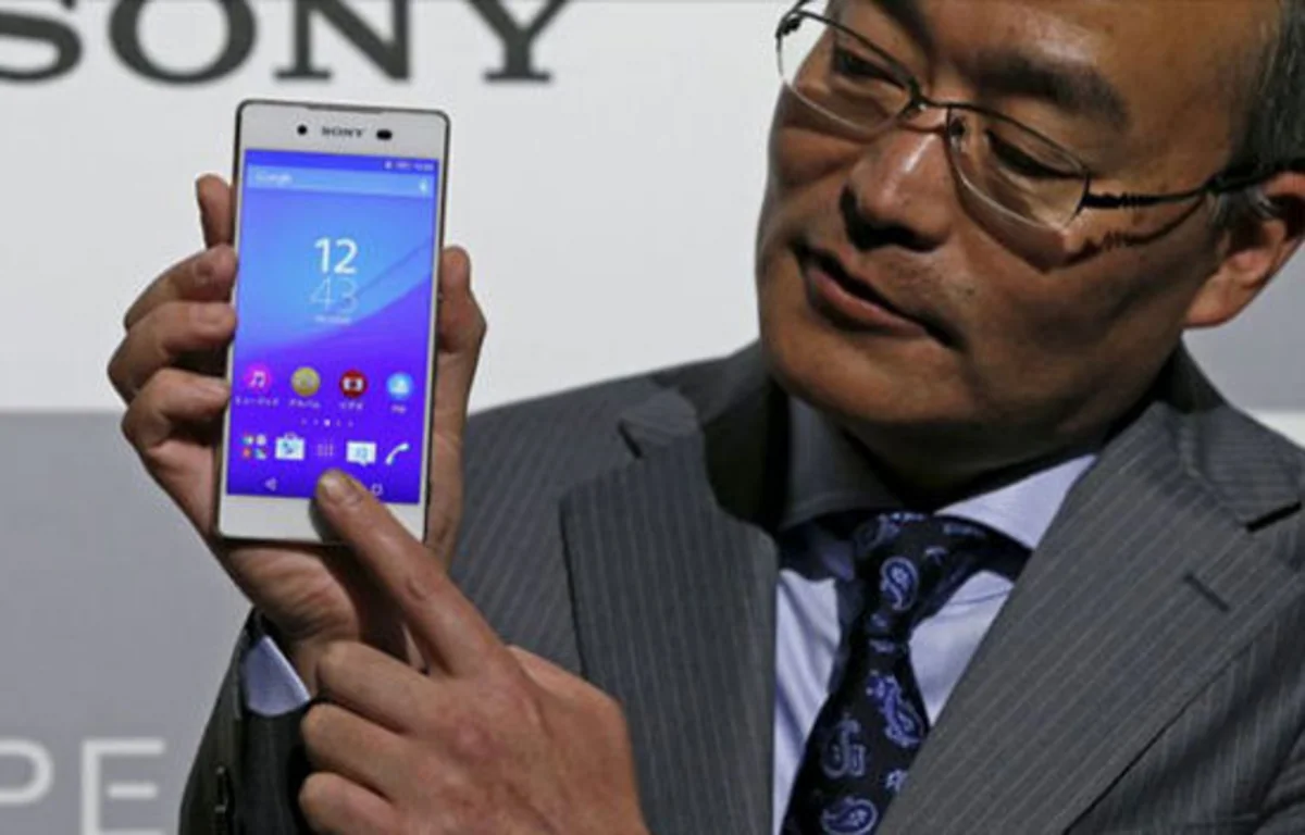 Sony yeni smartfonunu təqdim edib