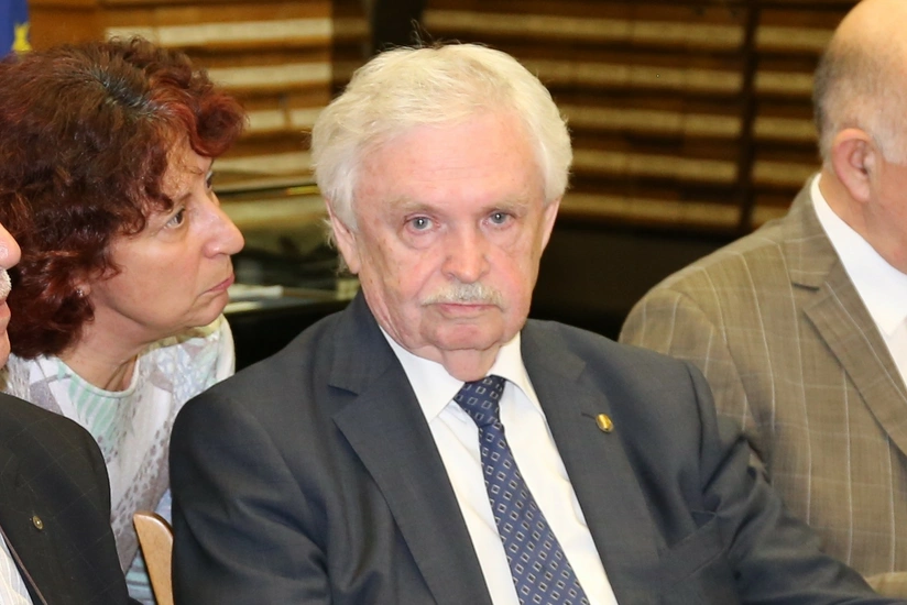 Альберт Лиханов награжден орденом Достлуг