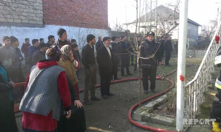 Lənkəranda yanğın olub, xəsarət alan var - FOTO