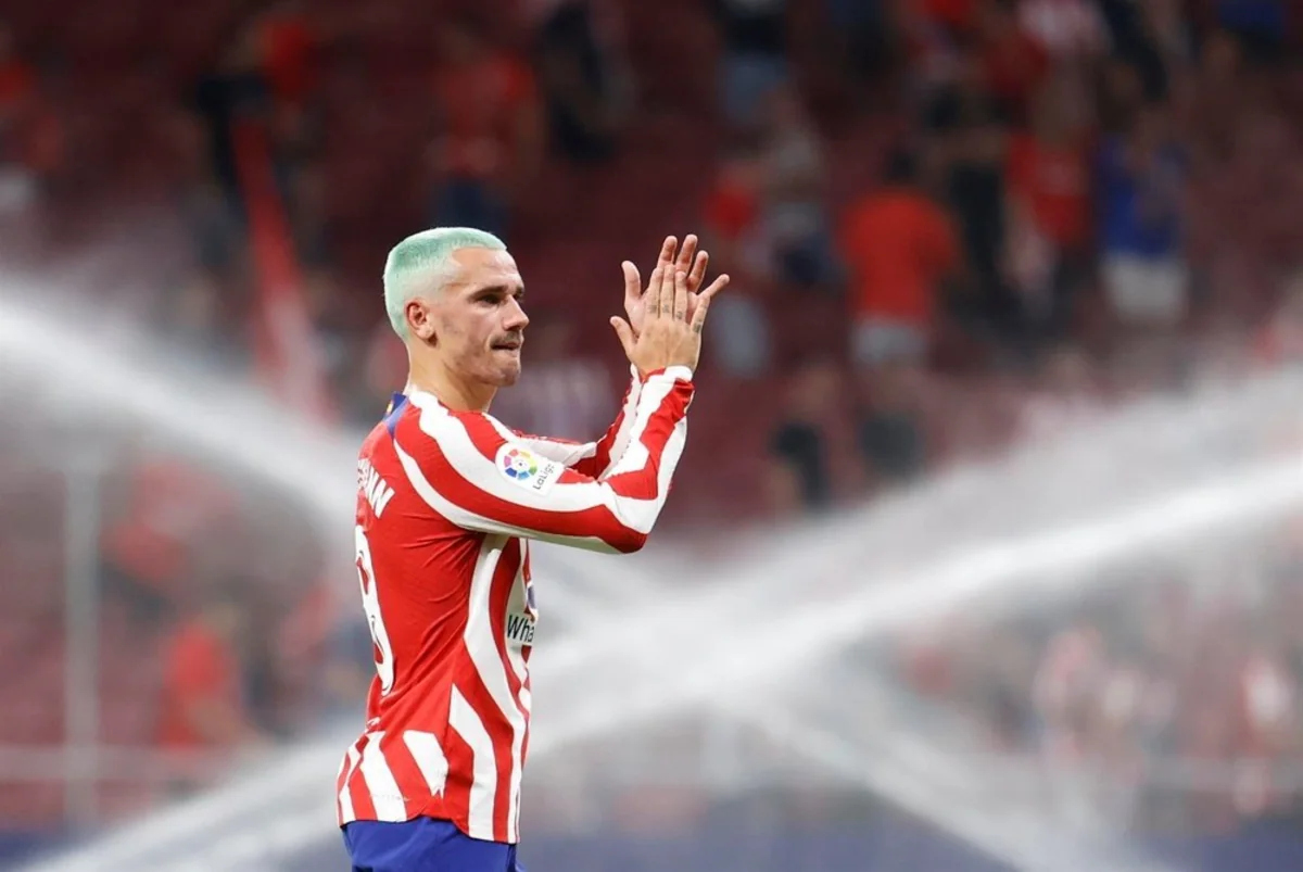 Atletiko Antuan Qrizmannı birdəfəlik transfer edib