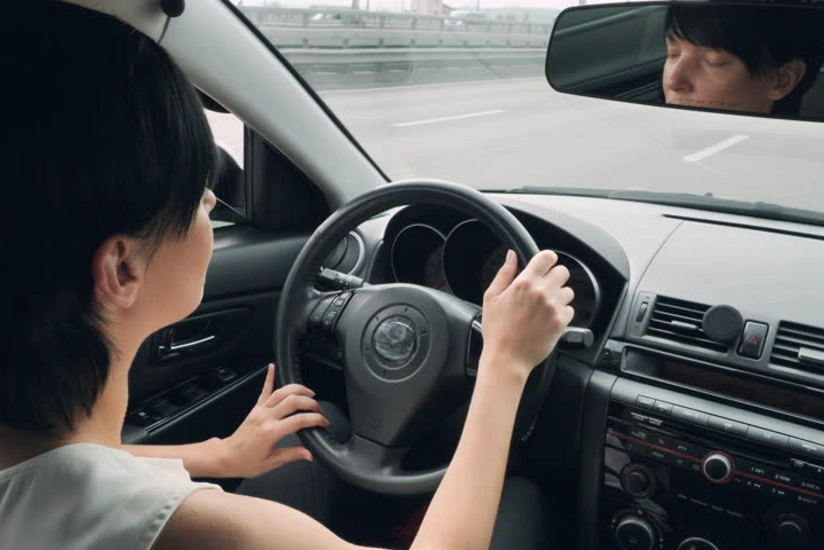 Bakıda avtomobili yüksək sürətlə idarə edən qadın saxlanıldı