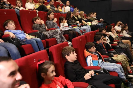 CinemaPlus Bakıxanov Mall-da uşaqlar üçün bayram şənliyi keçirib