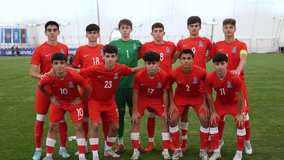 Сборная Азербайджана U-17 победила Таджикистан в серии пенальти