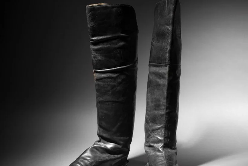 Сапоги Наполеона продали за 117 тыс. в Париже