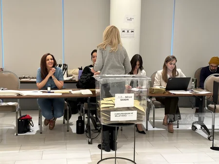 ABŞ-də yaşayan türklər prezident seçkilərində aktiv iştirak edir