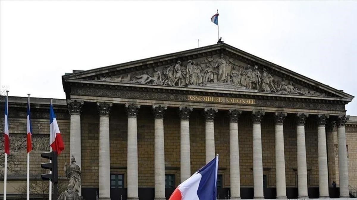 French Parliament’s left-wing coalition declares support for vote of no confidence in gov’t