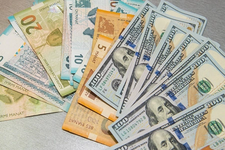 Azerbaijani manat's nominal effective exchange rate declined in September