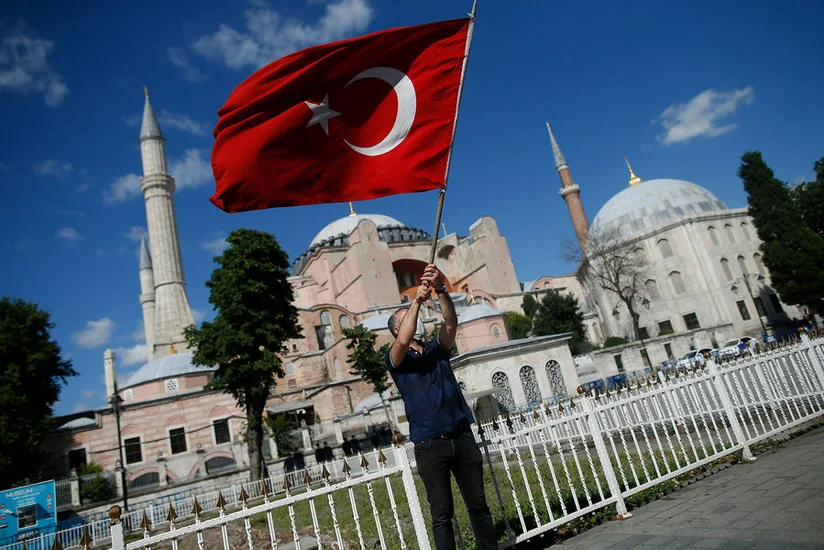 Türkiyədə seçkilərdə hakim partiyadan olan namizəd deputatların siyahısı dəyişib