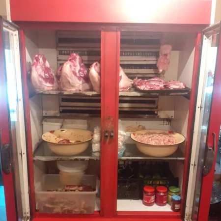 Ağcabədidə kafedə saxta alkoqollu içkilər aşkarlanıb
