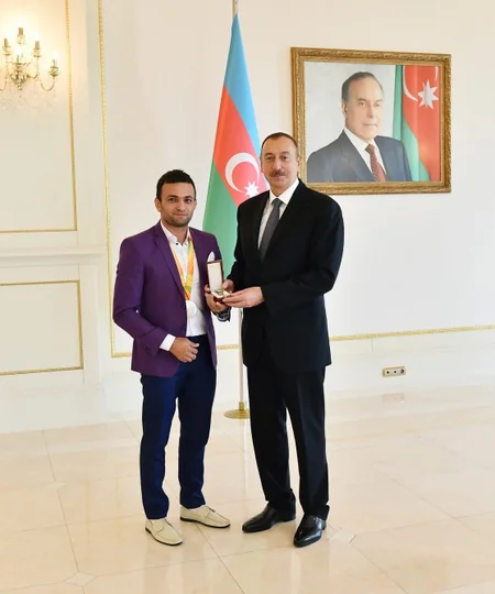 Prezident İlham Əliyev XV Yay Paralimpiya Oyunlarında iştirak etmiş idmançılarla görüşüb - YENİLƏNİB