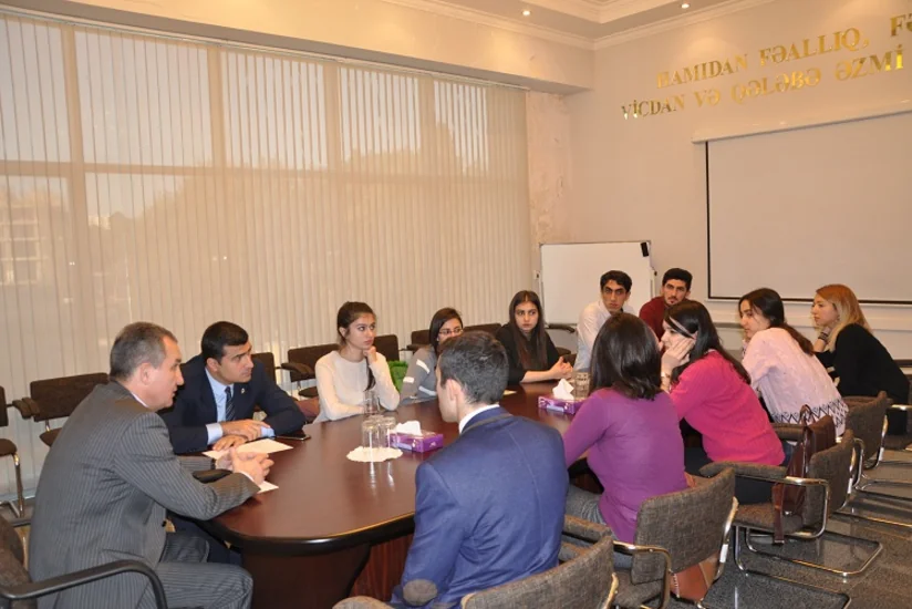 12 nəfər ASAN könüllüsü SOCAR-da təcrübə keçəcək