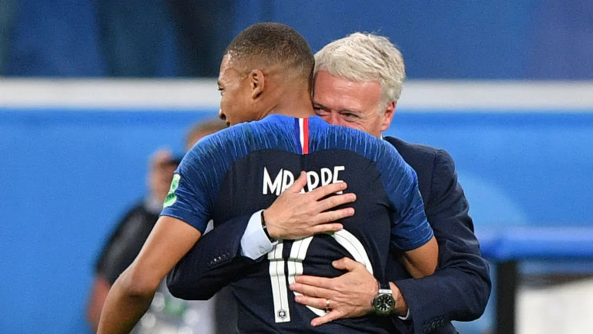 Didye Deşam: Mbappe problemləri həll etməyi bacarır
