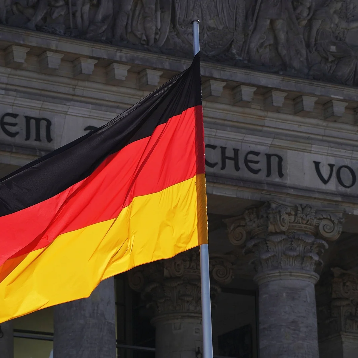 Германия увеличивает финпомощь украинцам