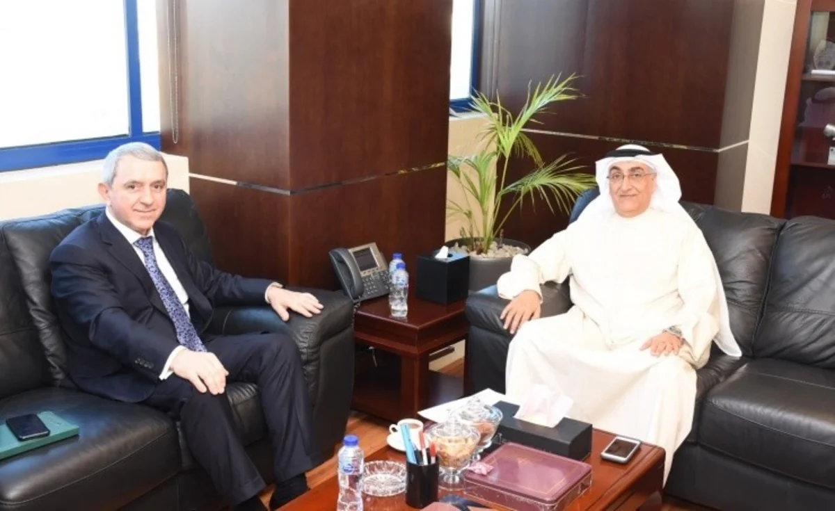 Bahrain reviews business relations with Azerbaijan