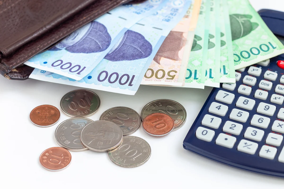 Курсы валют Центрального банка Азербайджана (24.08.2021)