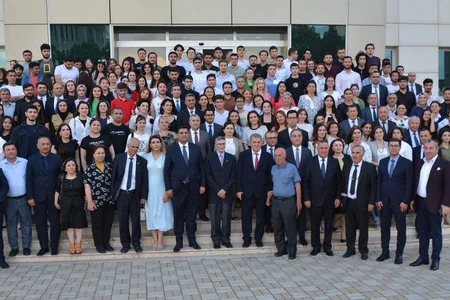 Nobel mükafatçısı Əziz Səncər Naxçıvan Dövlət Universitetində olub